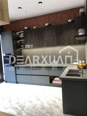 现代轻奢橱柜